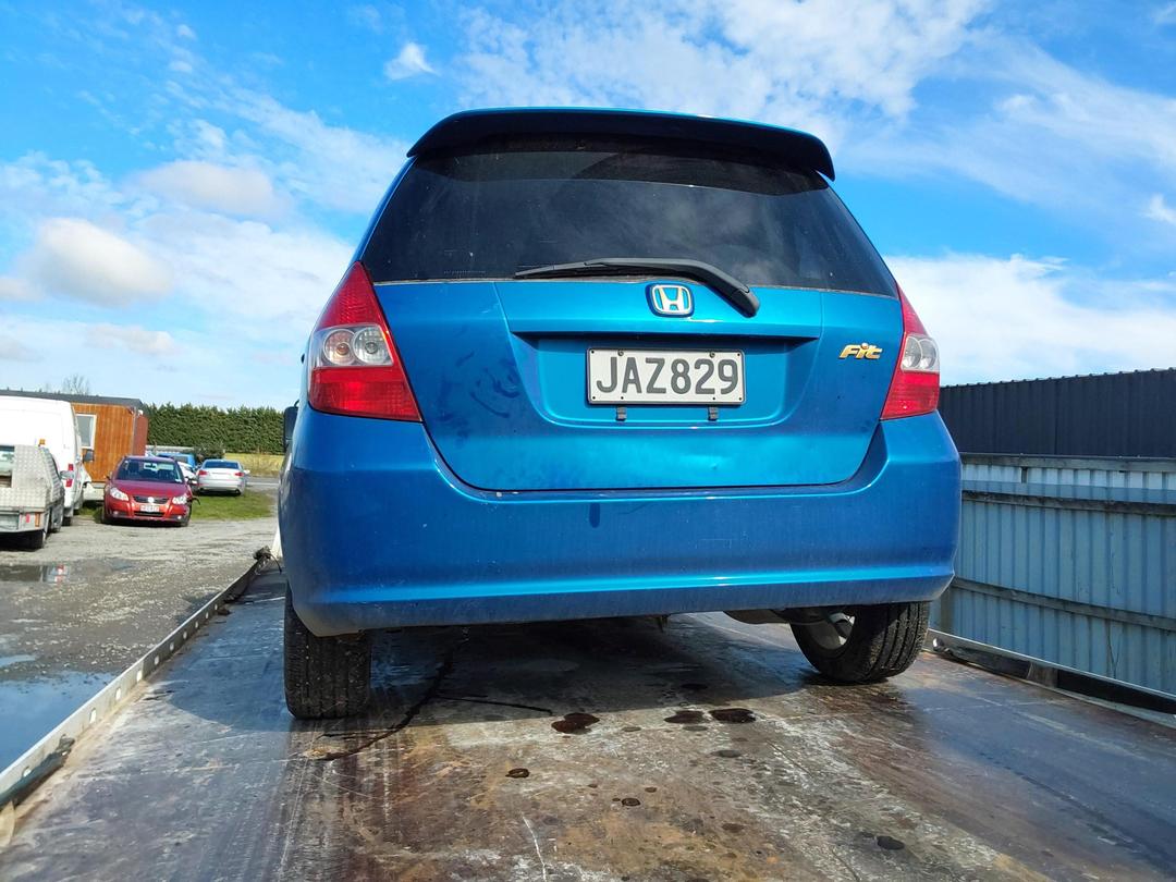 Photo '3' of Honda FIT Photo '3' of Honda FIT