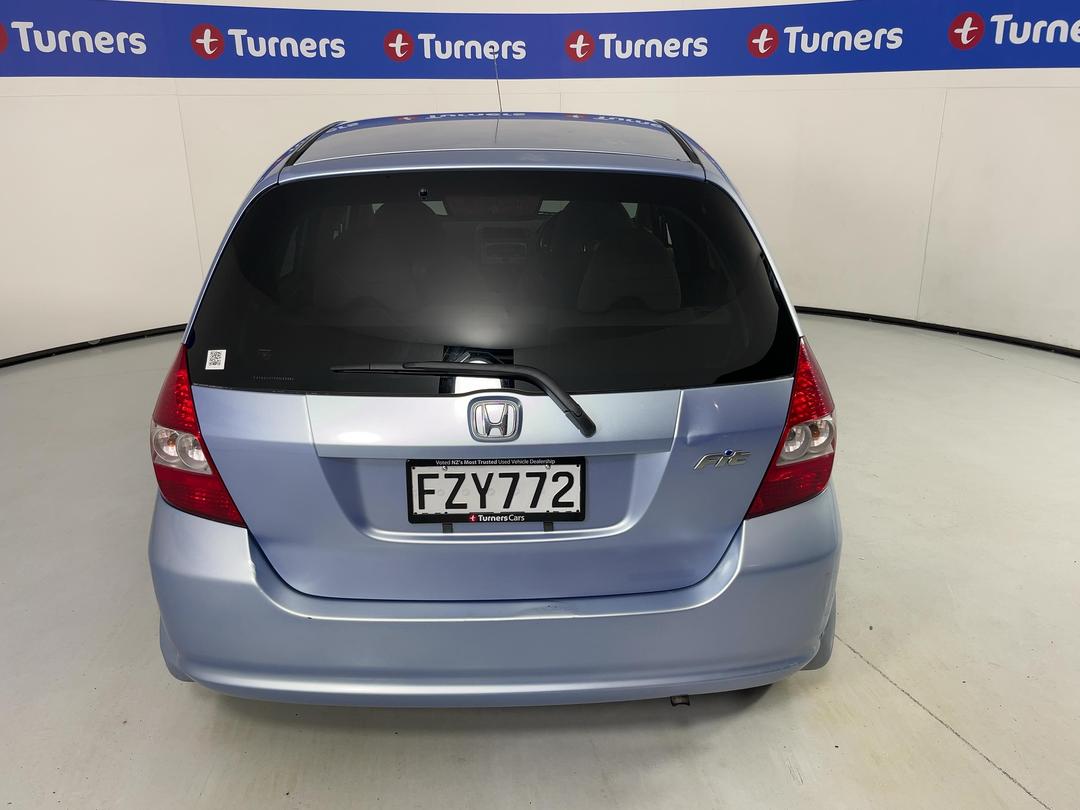 Photo '5' of Honda FIT Photo '5' of Honda FIT