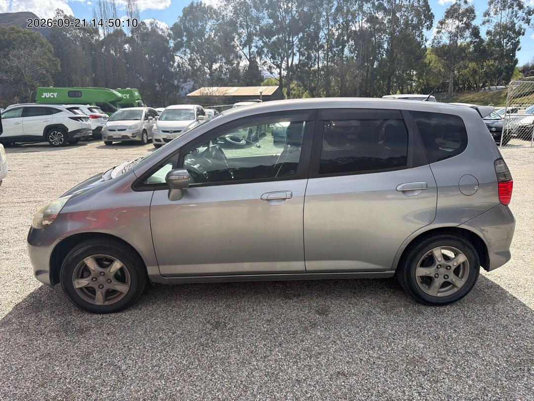 Photo '4' of Honda FIT Photo '4' of Honda FIT