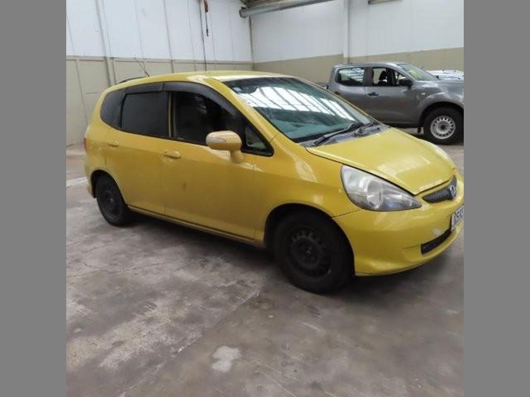 Photo '2' of Honda FIT Photo '2' of Honda FIT