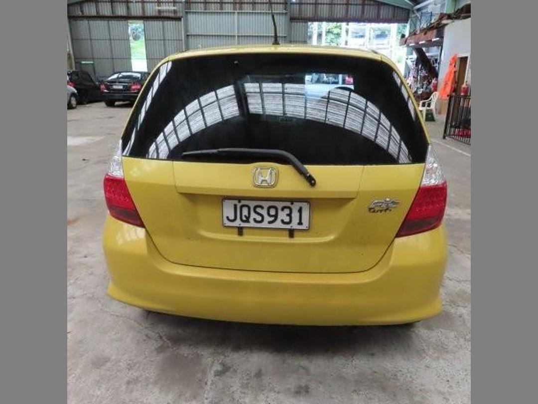 Photo '3' of Honda FIT Photo '3' of Honda FIT