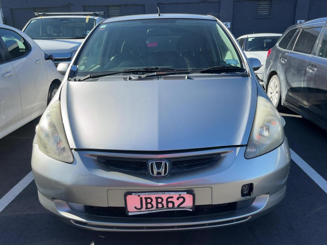 Photo '2' of Honda FIT Photo '2' of Honda FIT