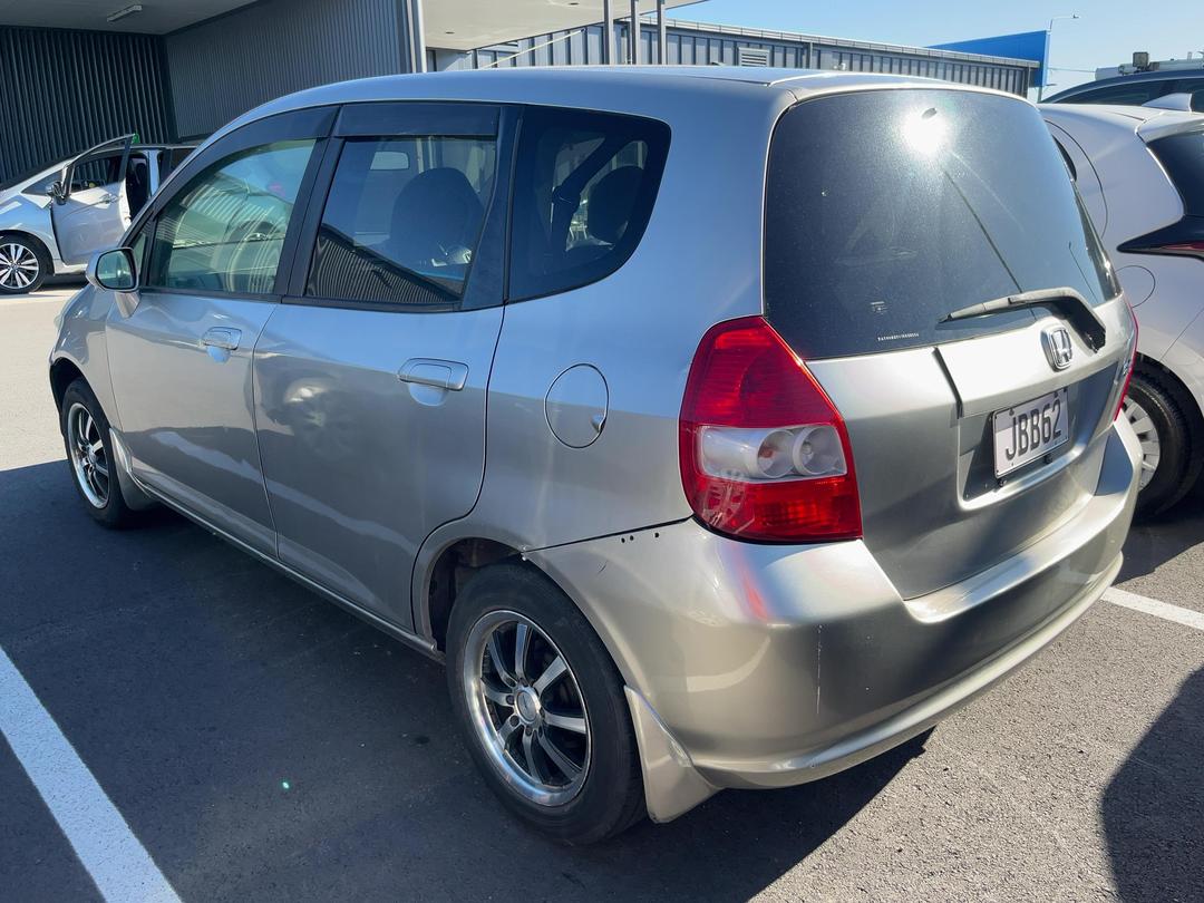 Photo '4' of Honda FIT Photo '4' of Honda FIT