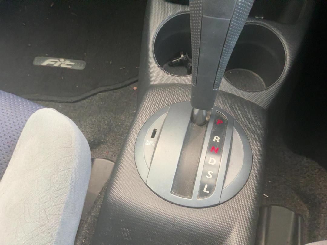 Photo '16' of Honda FIT Photo '16' of Honda FIT