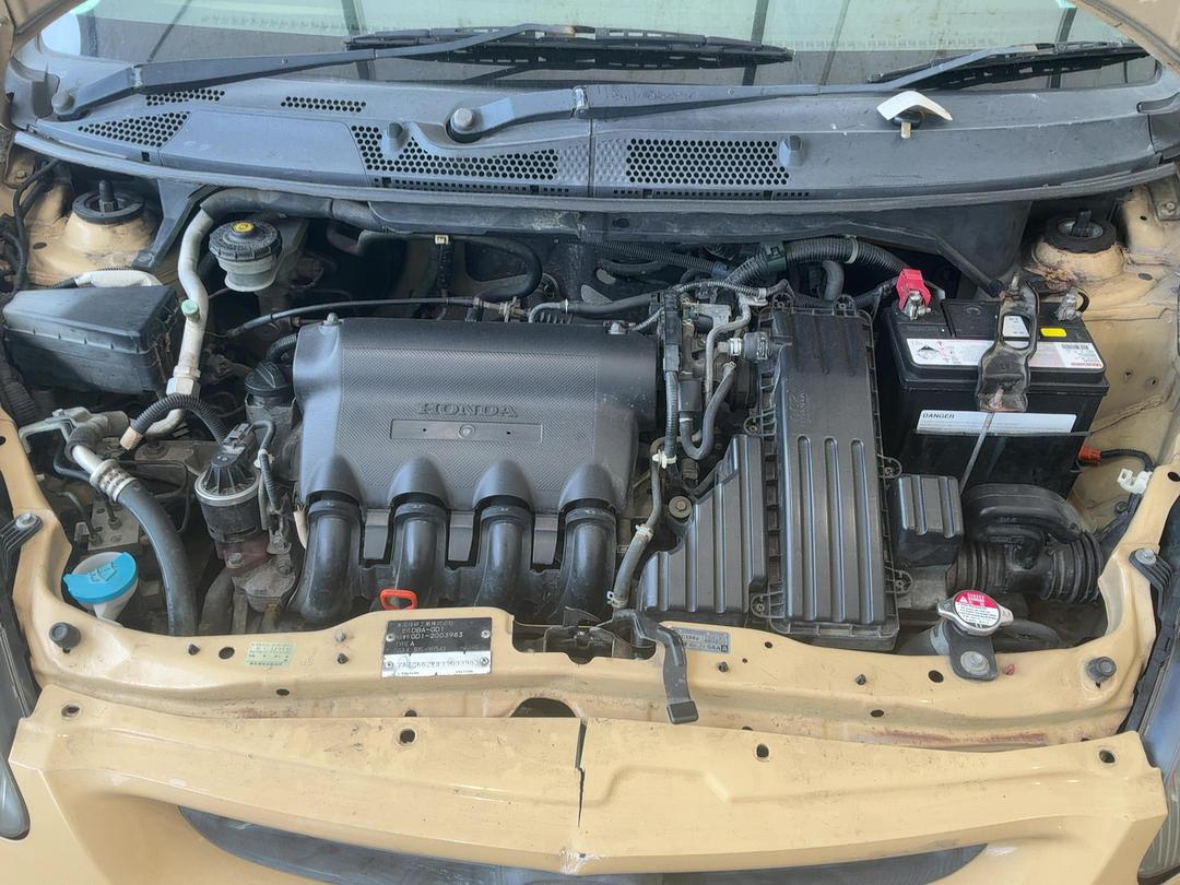 Photo '20' of Honda FIT Photo '20' of Honda FIT
