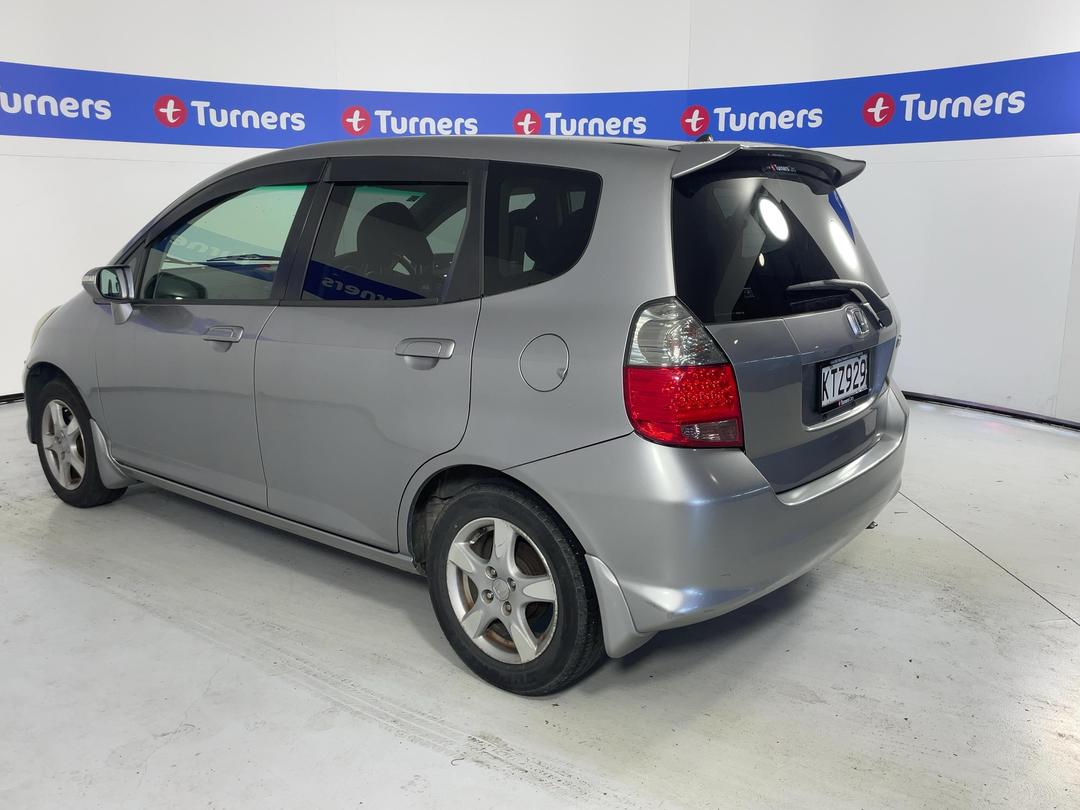 Photo '5' of Honda FIT