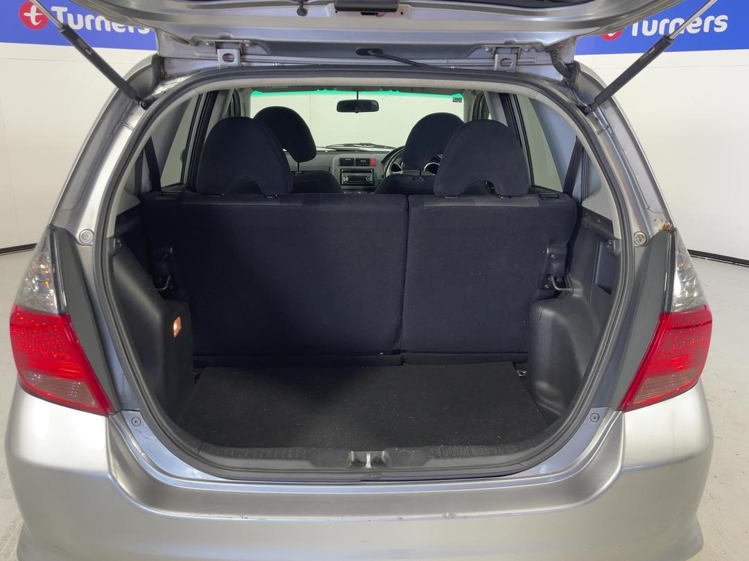 Photo '14' of Honda FIT