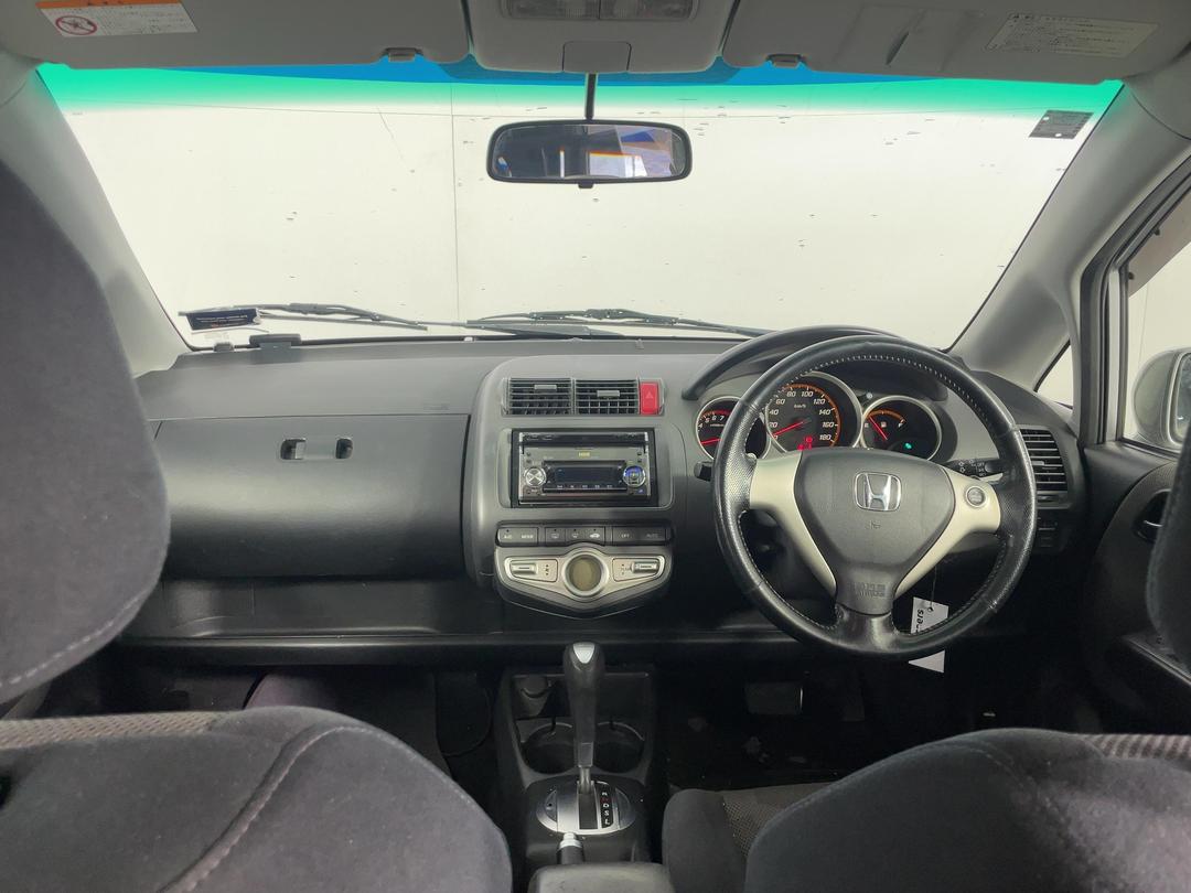 Photo '17' of Honda FIT
