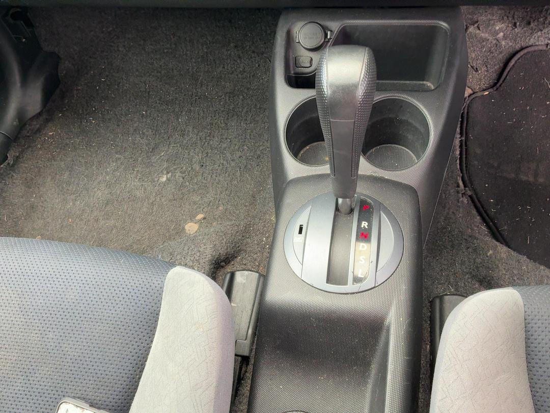 Photo '16' of Honda FIT Photo '16' of Honda FIT