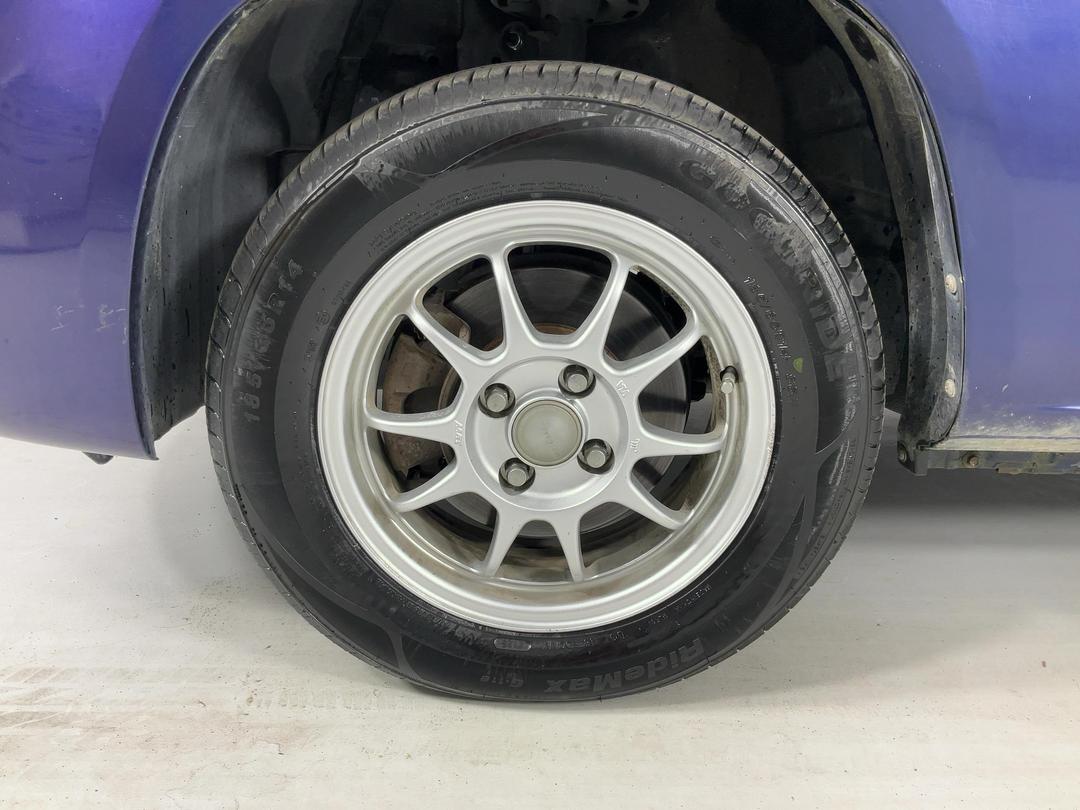 Photo '10' of Honda Mobilio Spike