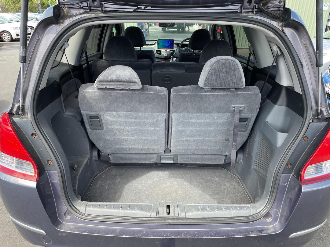 Photo '8' of Honda Odyssey