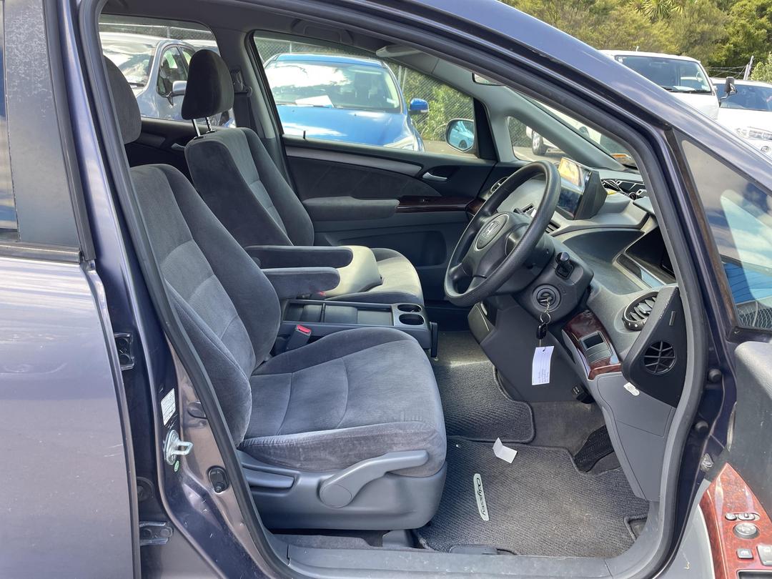 Photo '11' of Honda Odyssey