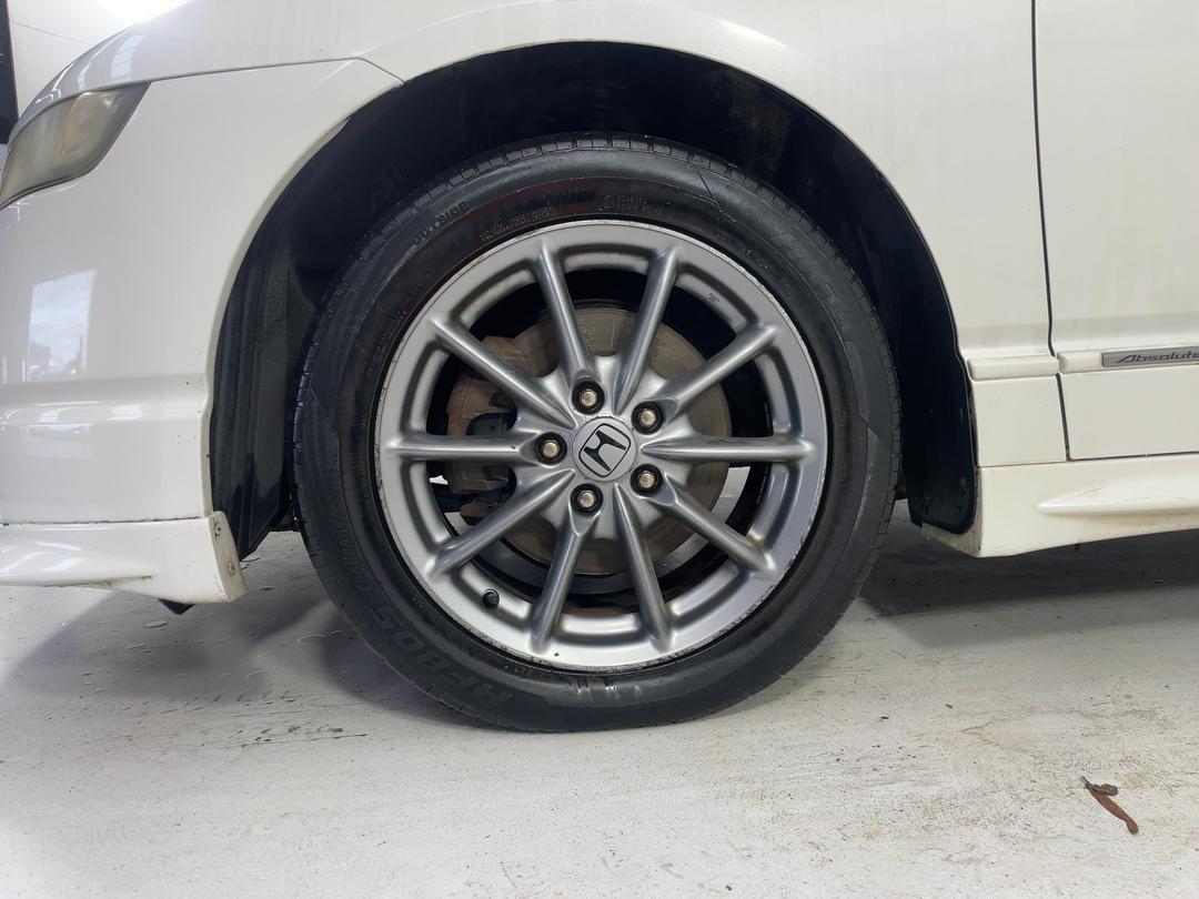 Photo '8' of Honda Odyssey