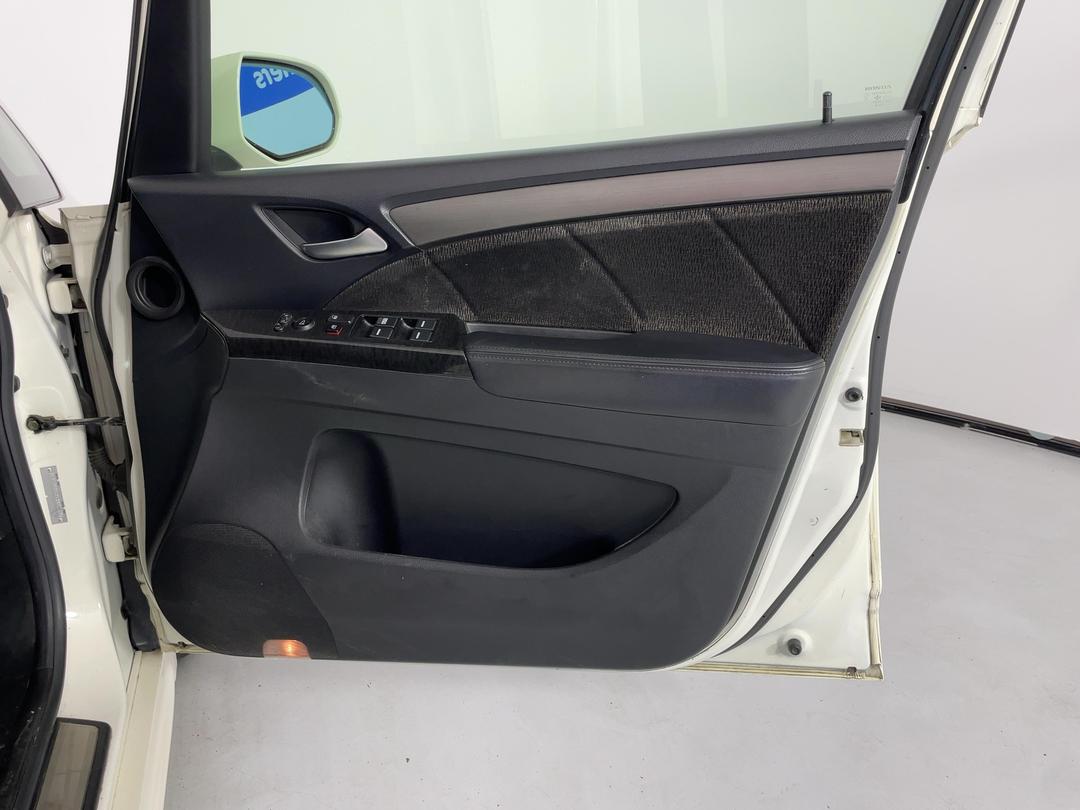 Photo '15' of Honda Odyssey