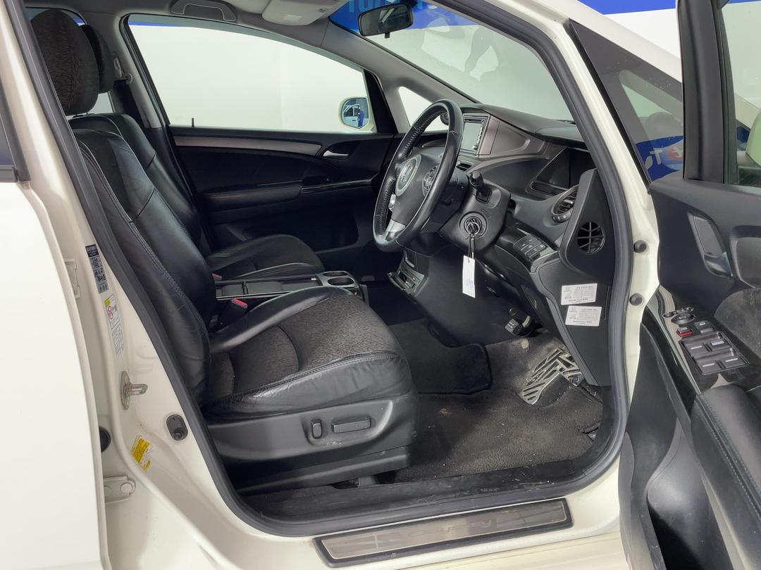 Photo '16' of Honda Odyssey
