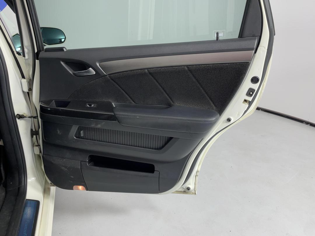 Photo '19' of Honda Odyssey