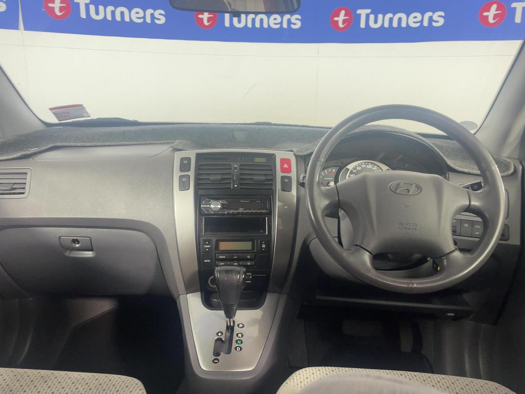 Photo '17' of Hyundai JM