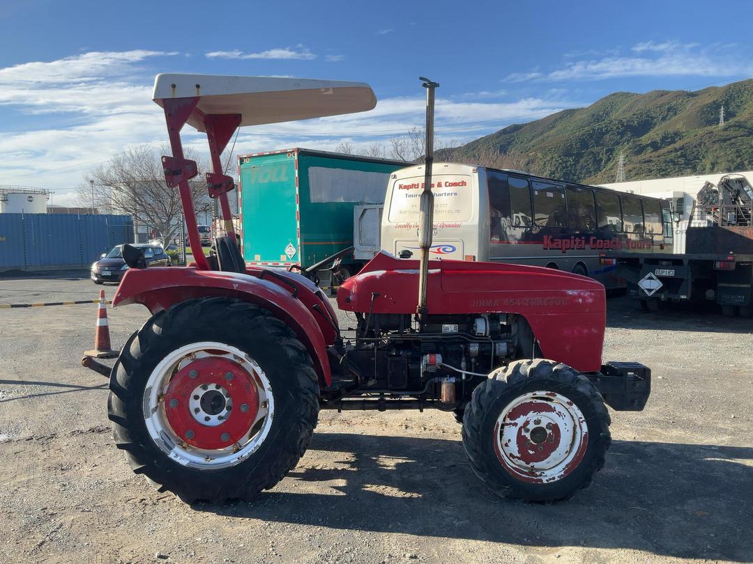 Photo '3' of Jimna JM-454 Tractor