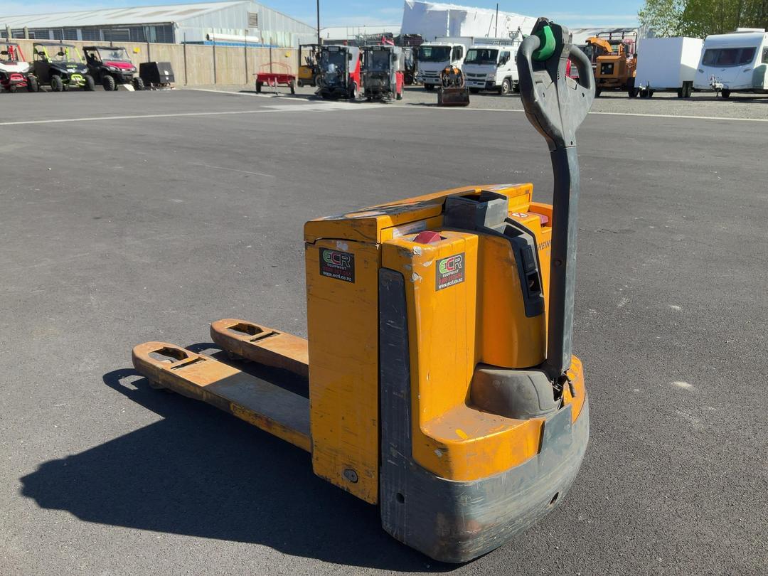 Photo '4' of Jungheinrich EJE120N Standard 5939 Forklift