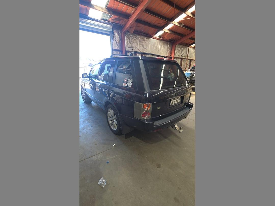 Photo '4' of Land Rover Range Rover HSE S Photo '4' of Land Rover Range Rover HSE S