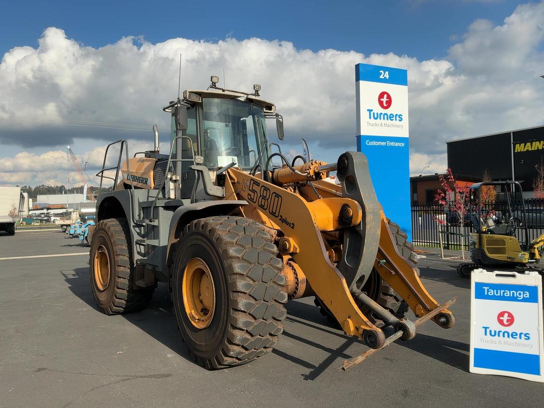 Photo '1' of Liebherr L580 Wheel Loader
