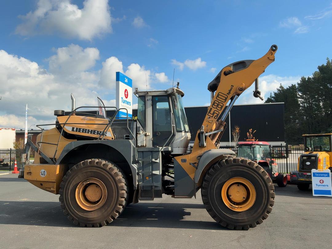 Photo '11' of Liebherr L580 Wheel Loader
