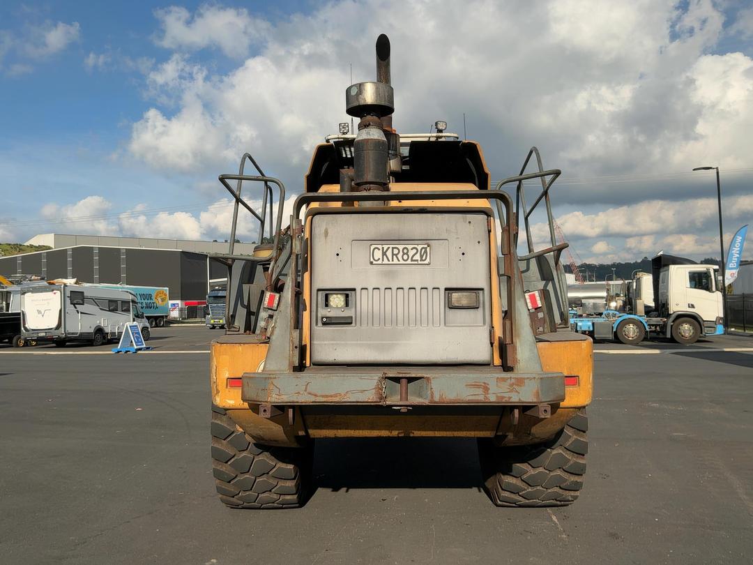 Photo '5' of Liebherr L580 Wheel Loader