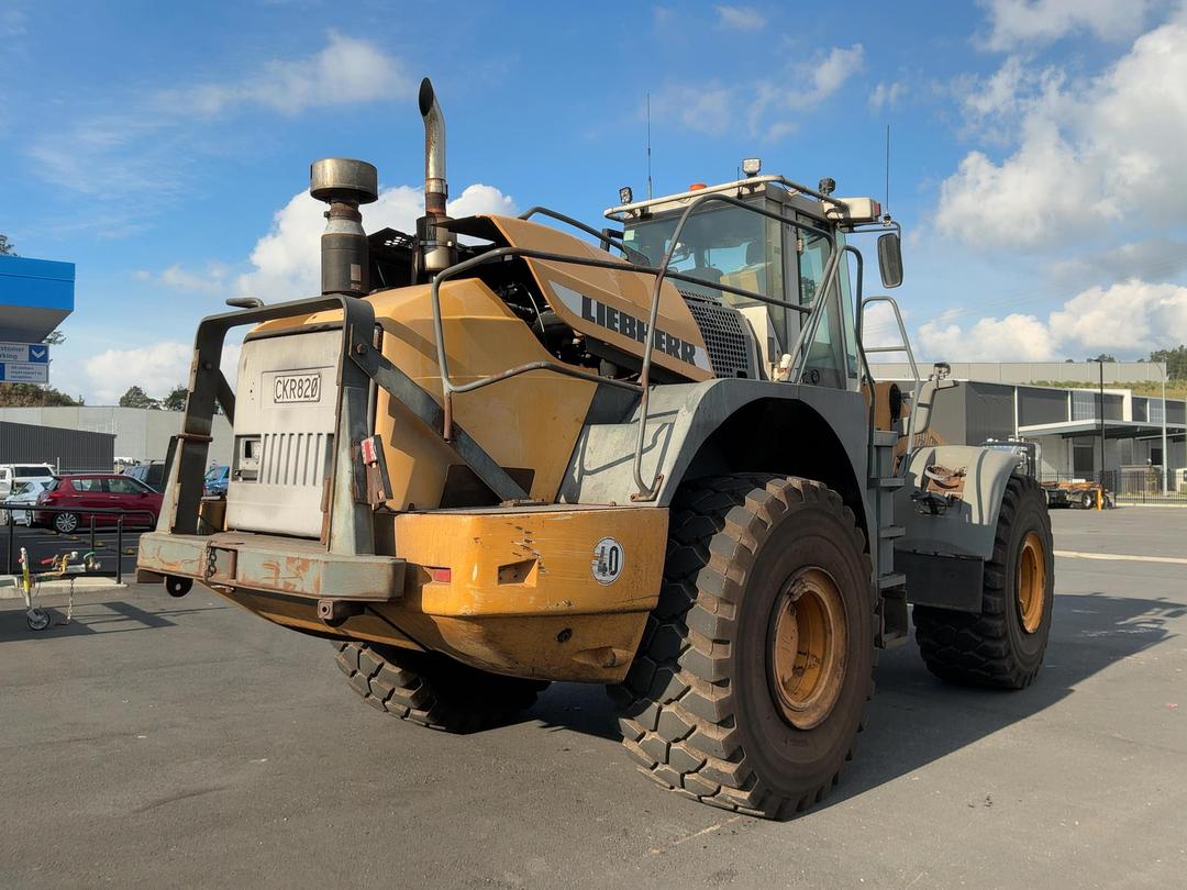 Photo '4' of Liebherr L580 Wheel Loader