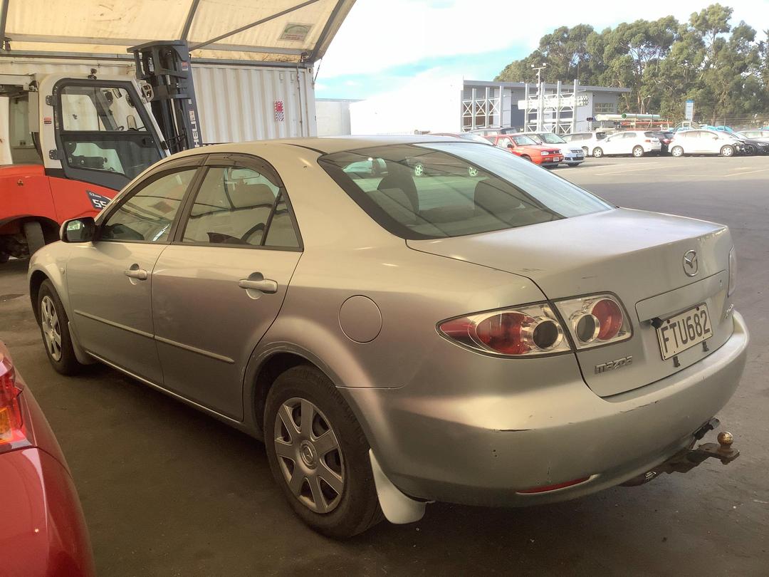 Photo '5' of Mazda Atenza