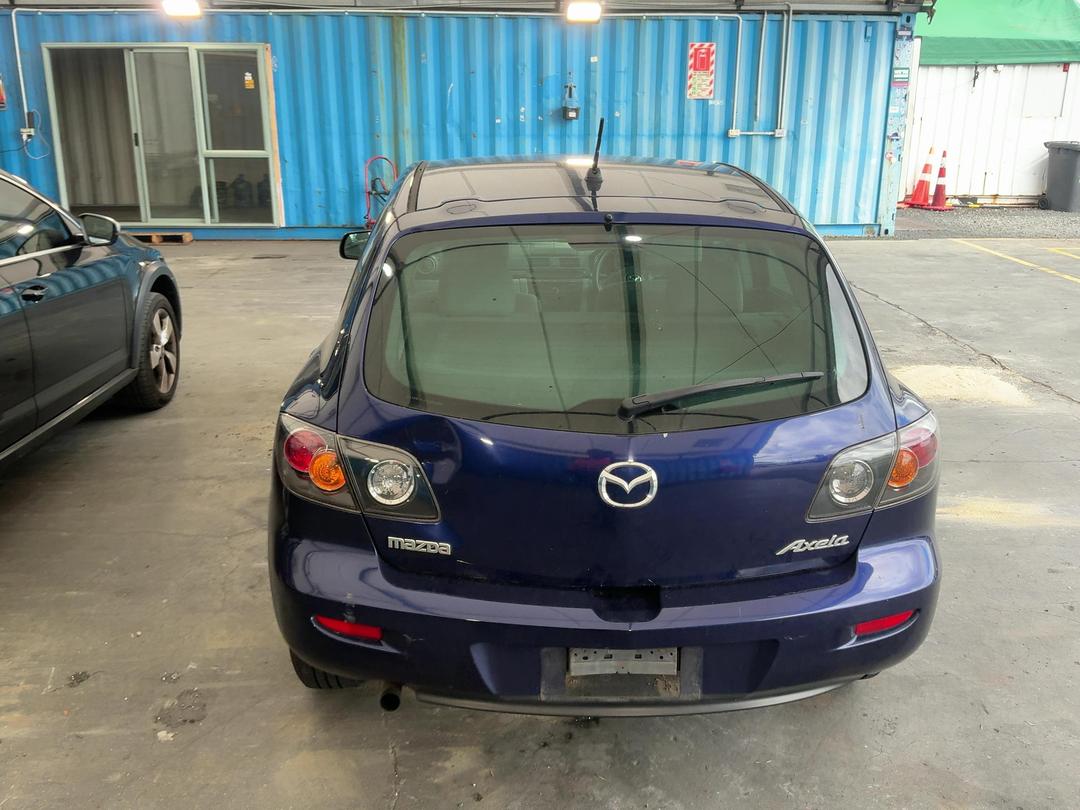 Photo '12' of Mazda Axela