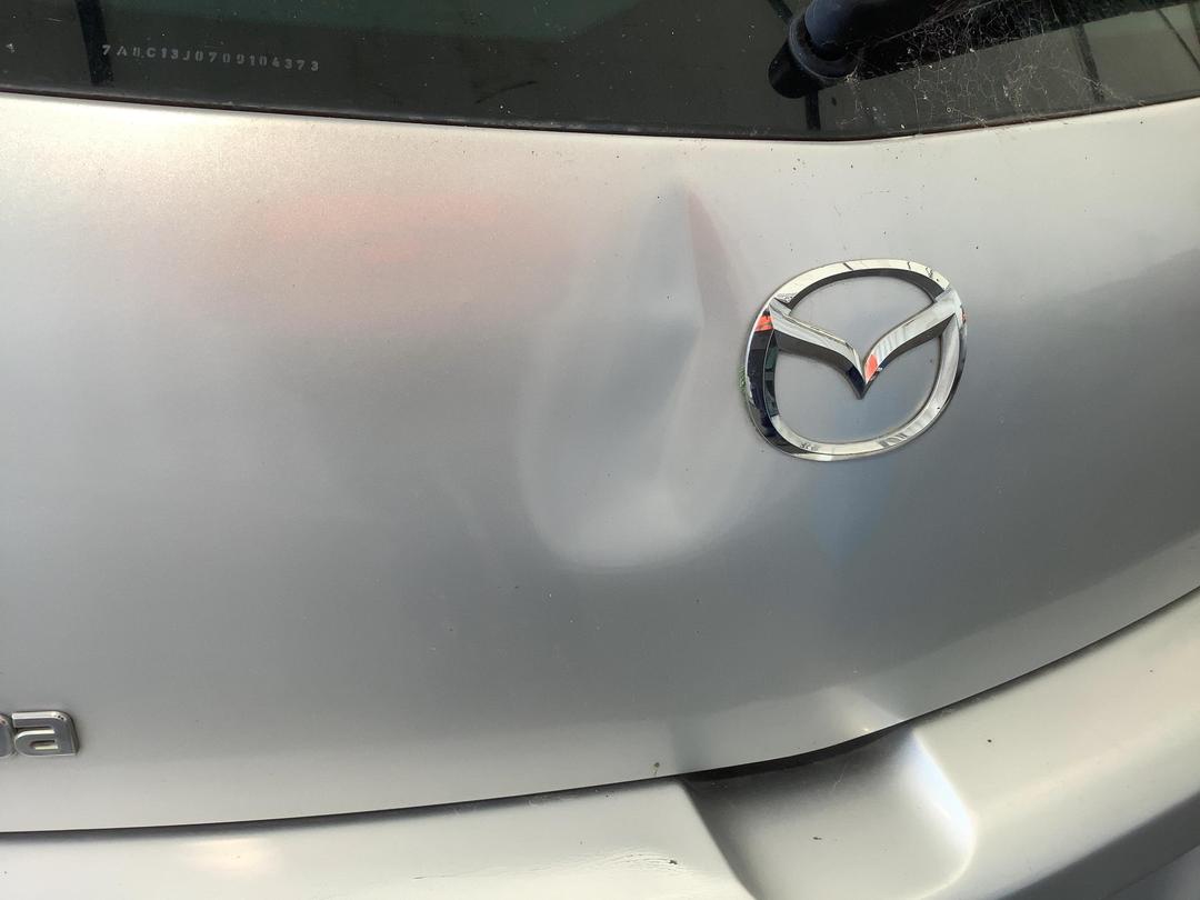 Photo '8' of Mazda Axela