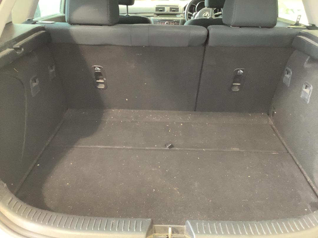 Photo '9' of Mazda Axela