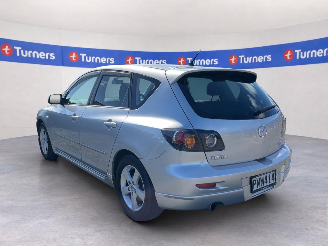 Photo '5' of Mazda Axela