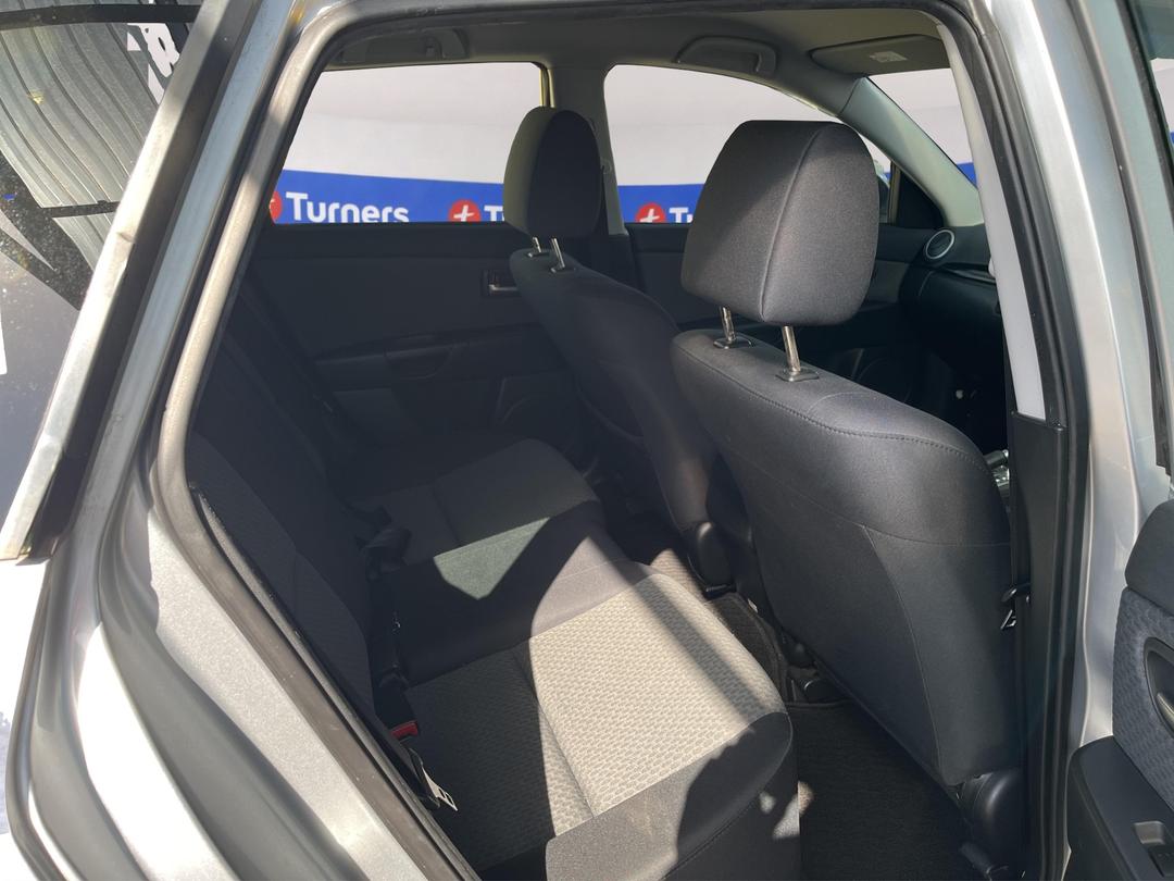 Photo '20' of Mazda Axela