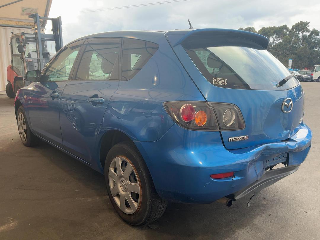 Photo '5' of Mazda Axela