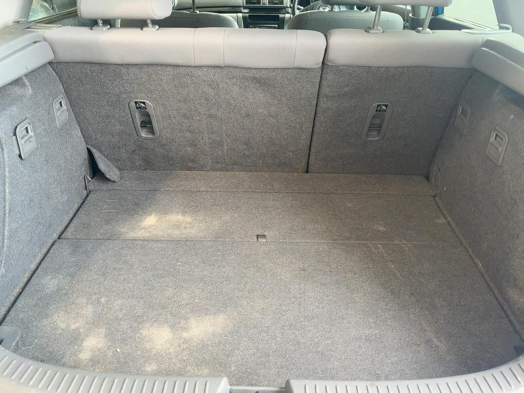 Photo '10' of Mazda Axela