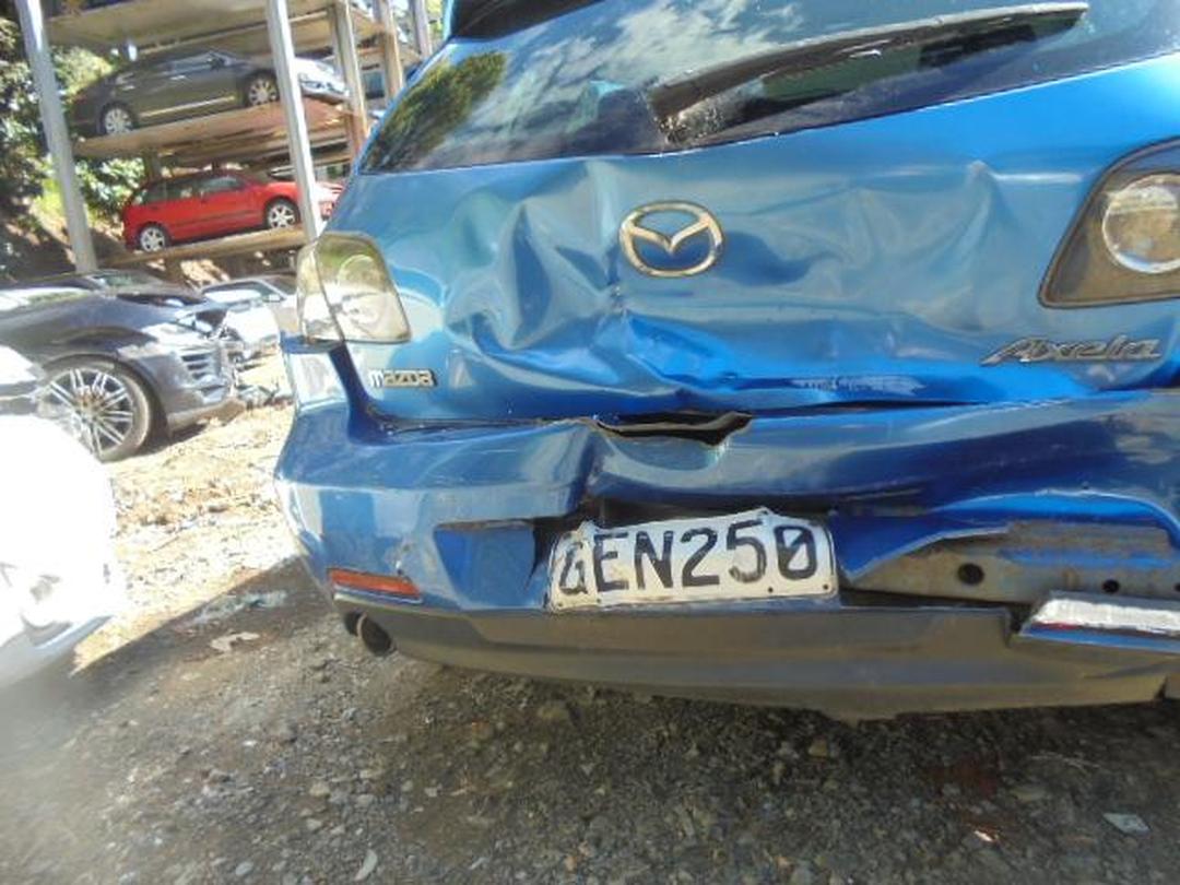 Photo '10' of Mazda Axela Photo '10' of Mazda Axela