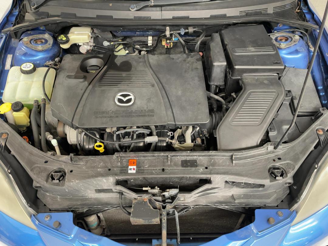 Photo '13' of Mazda Axela
