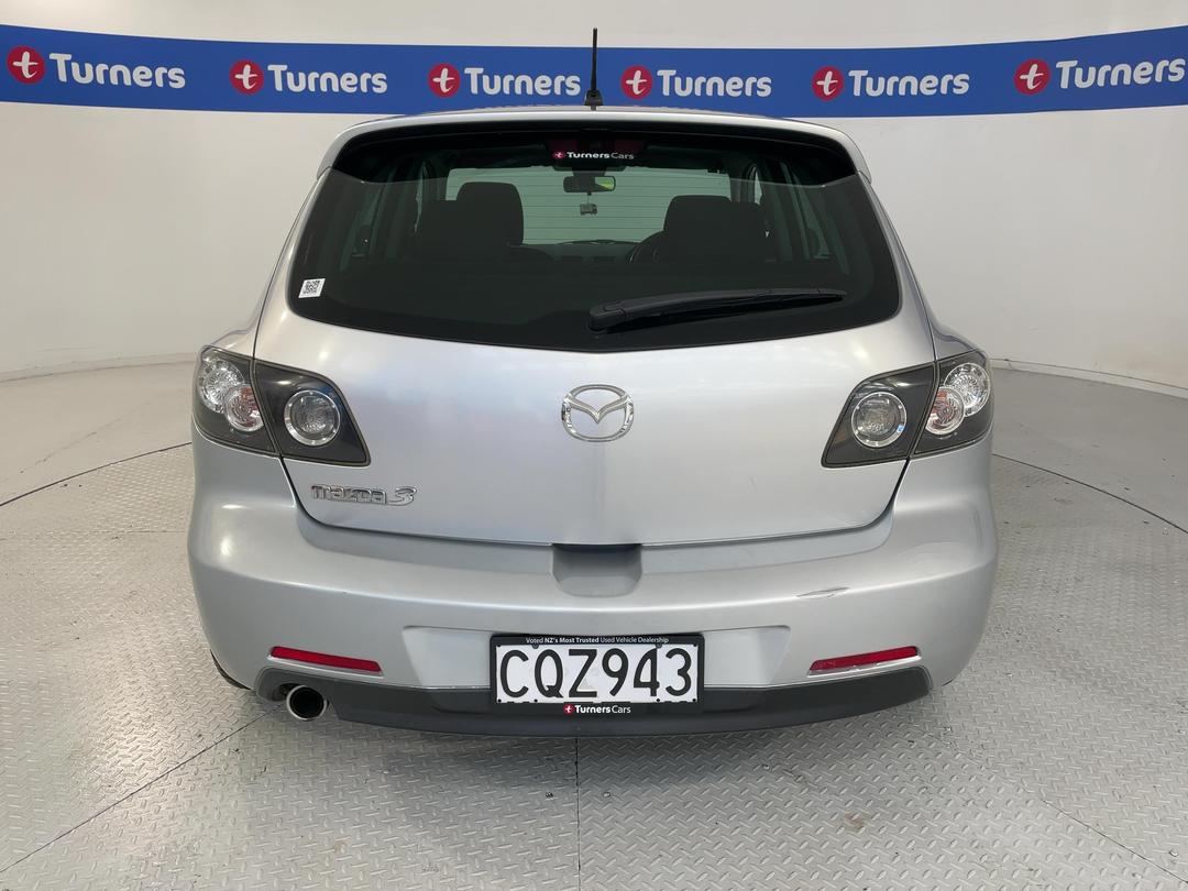Photo '6' of Mazda Axela