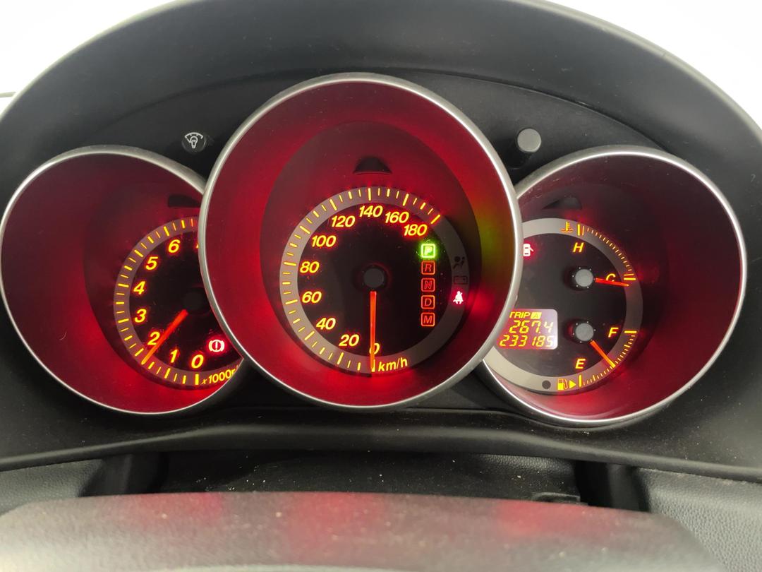 Photo '21' of Mazda Axela