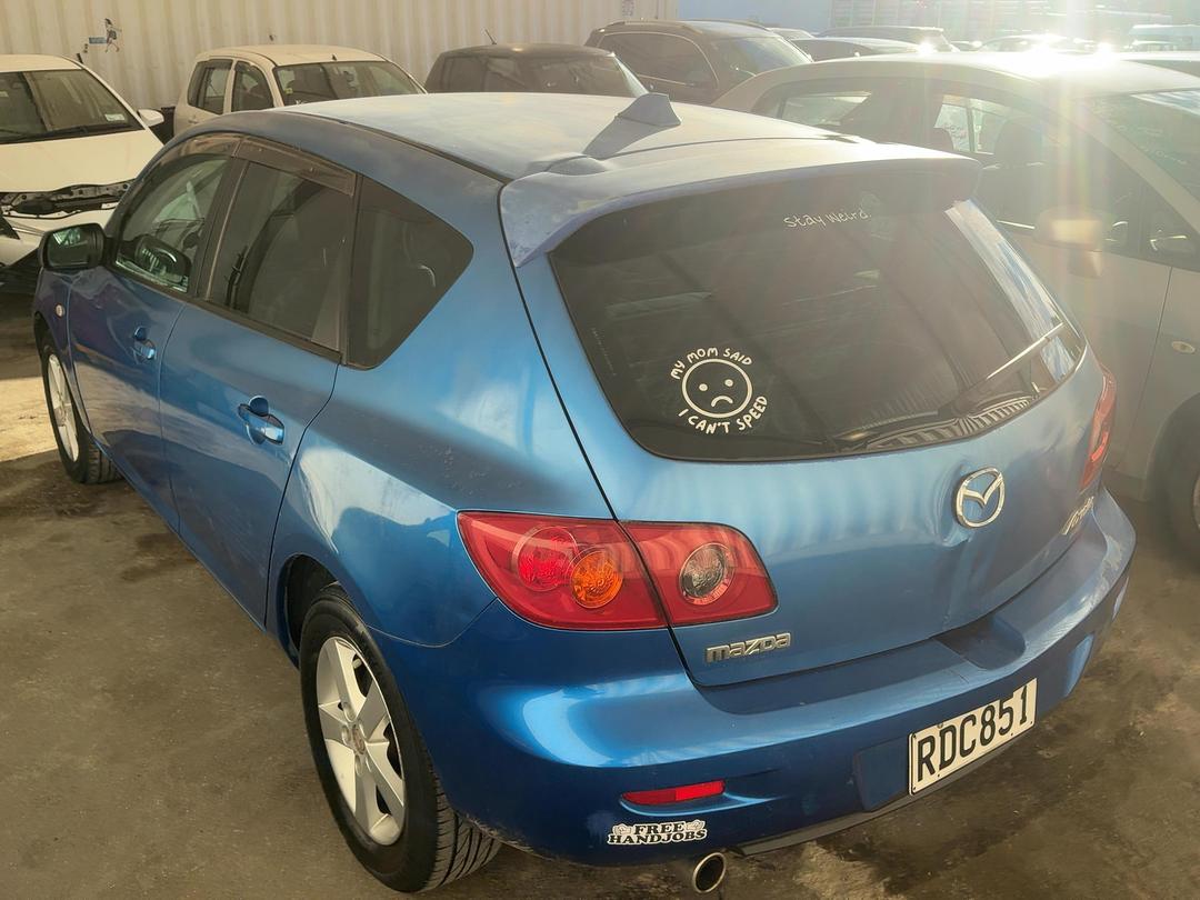 Photo '4' of Mazda Axela Photo '4' of Mazda Axela