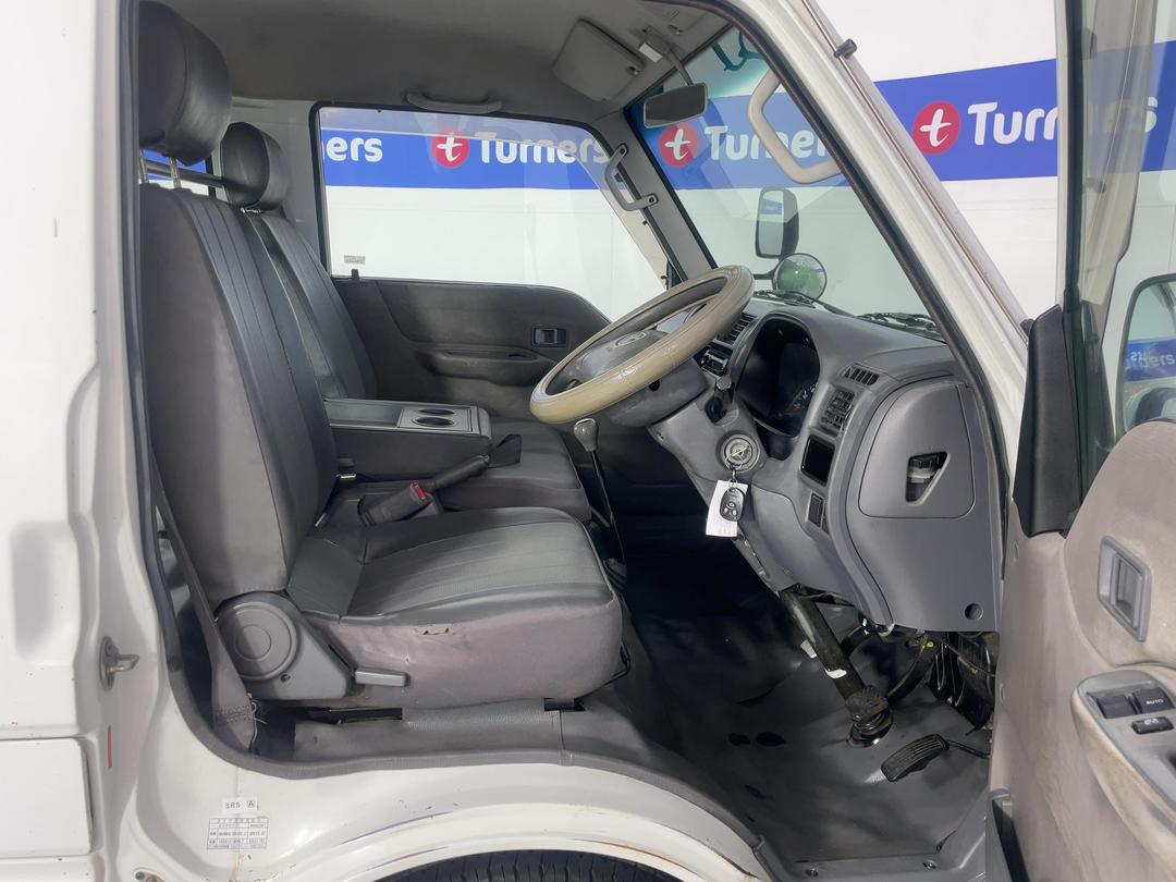 Photo '16' of Mazda Bongo