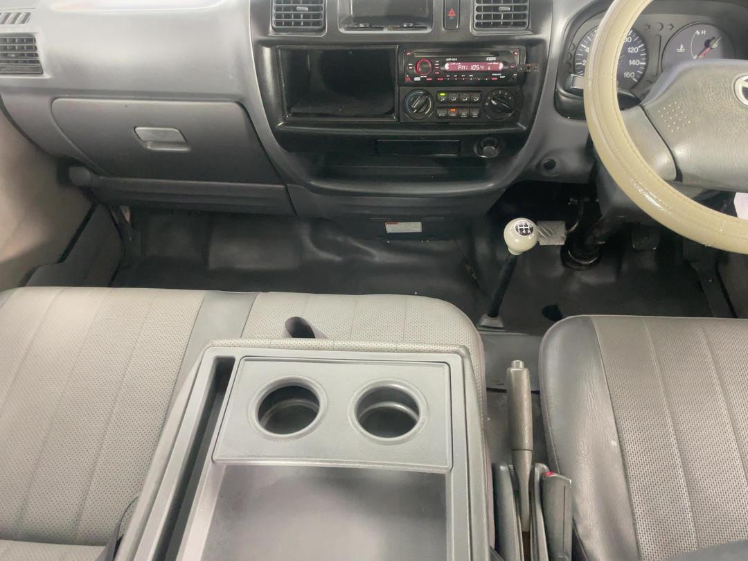 Photo '18' of Mazda Bongo
