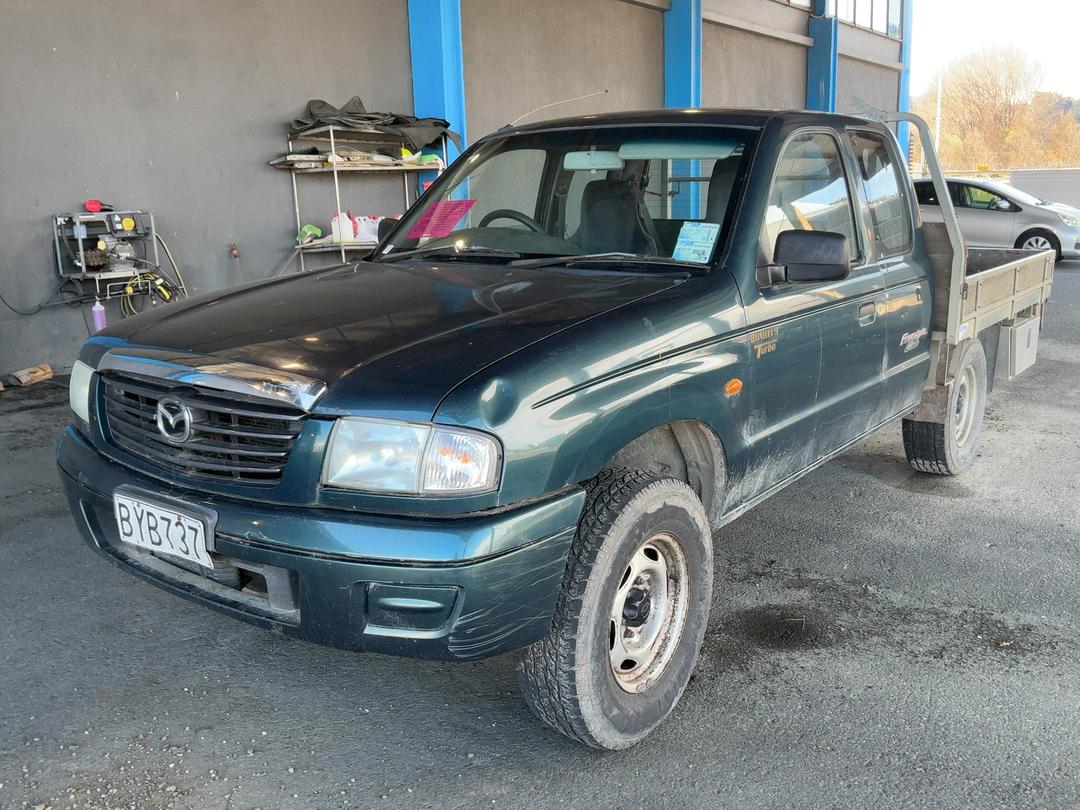 Photo '4' of Mazda Bounty CAB Plus C/C TD Photo '4' of Mazda Bounty CAB Plus C/C TD