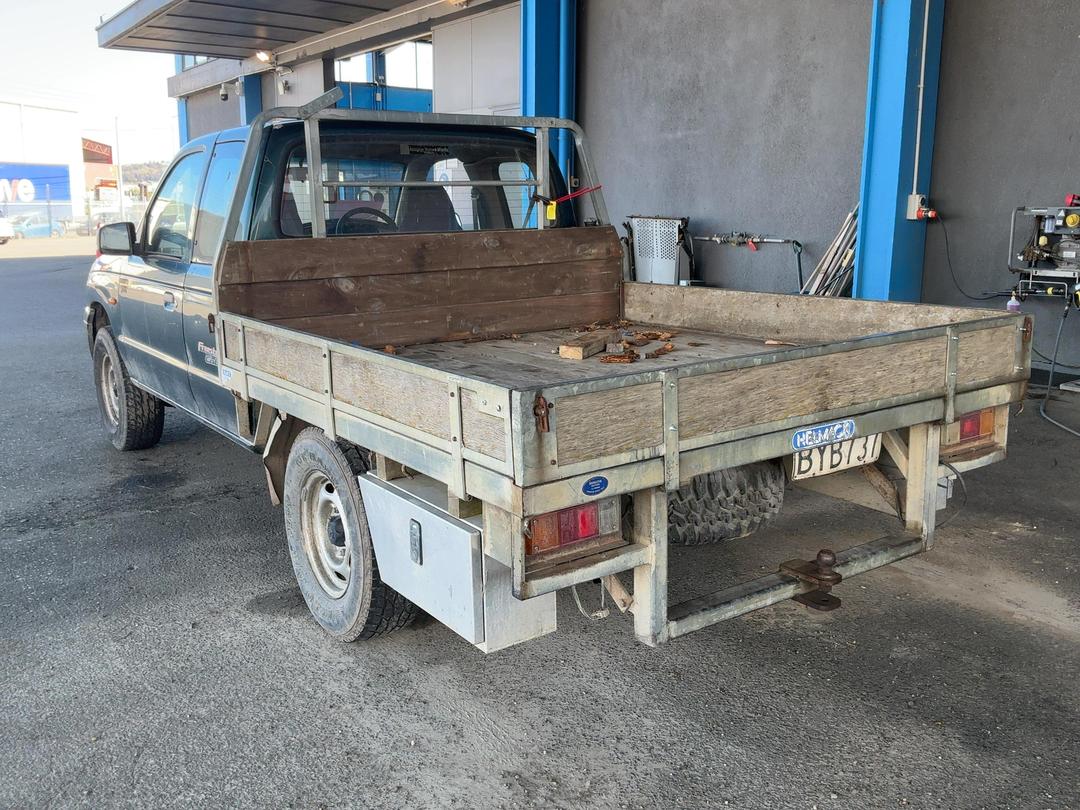 Photo '9' of Mazda Bounty CAB Plus C/C TD Photo '9' of Mazda Bounty CAB Plus C/C TD
