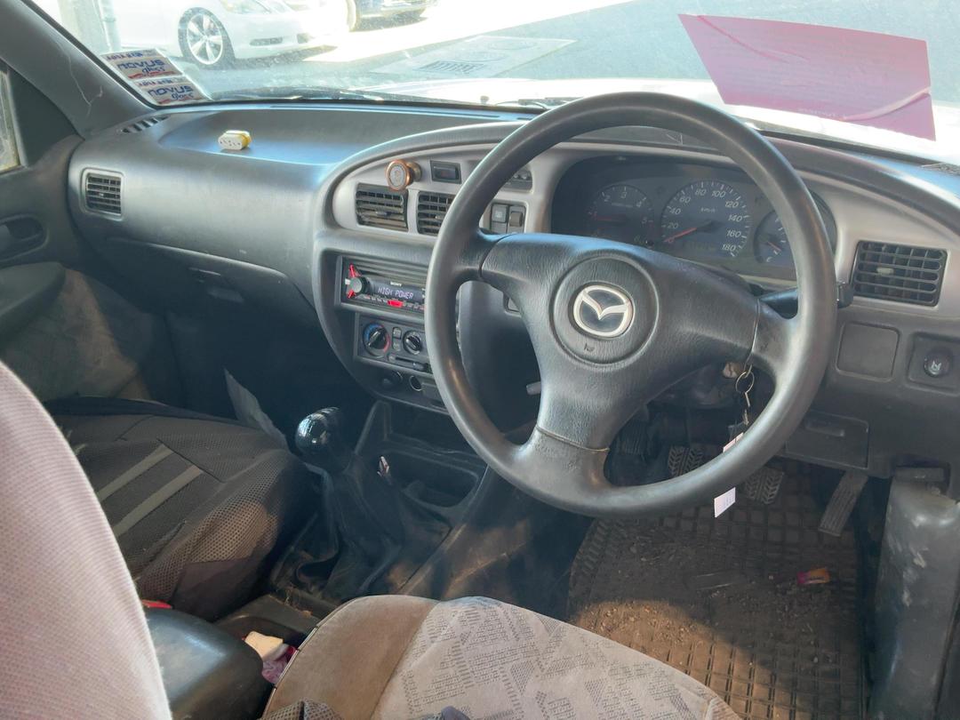 Photo '18' of Mazda Bounty CAB Plus C/C TD Photo '18' of Mazda Bounty CAB Plus C/C TD
