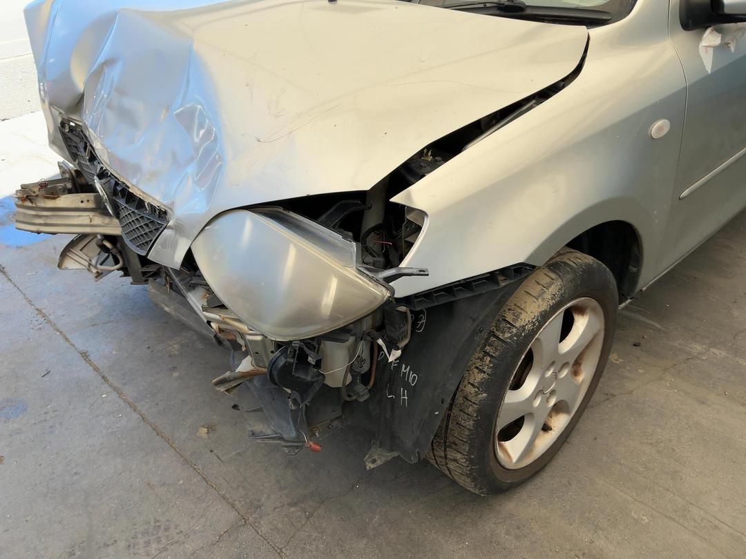 Photo '20' of Mazda Demio Sports