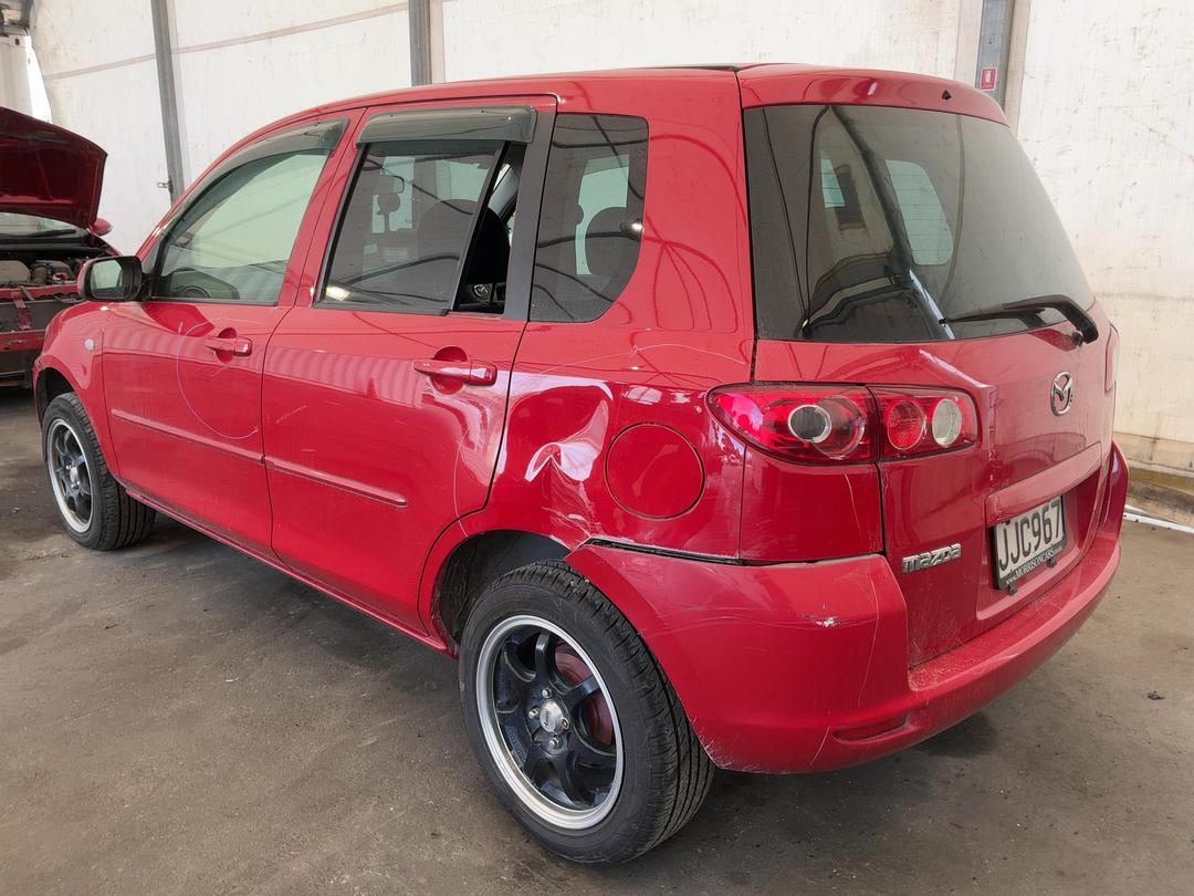 Photo '5' of Mazda Demio