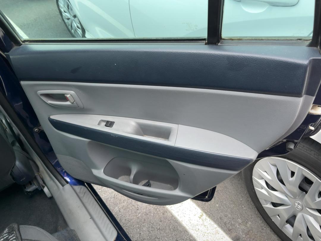 Photo '17' of Mazda Demio Photo '17' of Mazda Demio