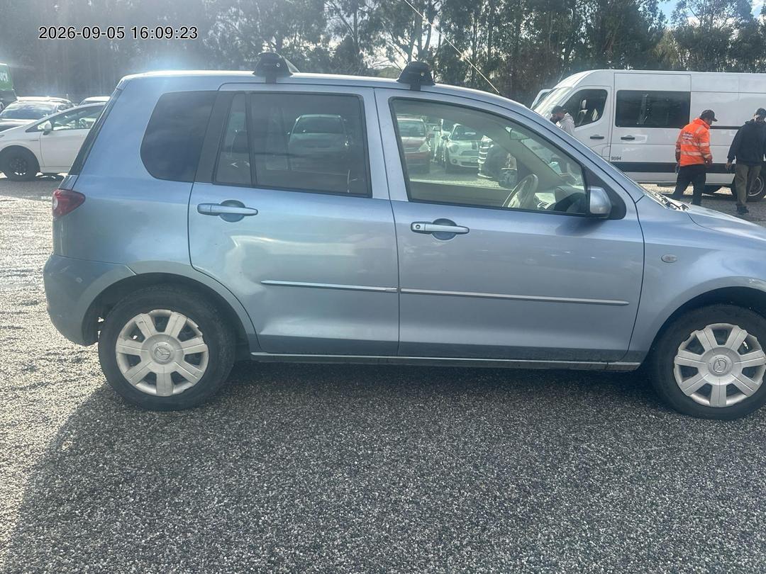 Photo '6' of Mazda Demio